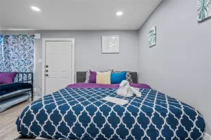 1116 Banks St, Houston, TX 77006 - Photo 13