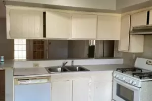 718 Hollyvale Dr, Houston, TX 77060 - Photo 3