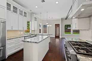 818 W 43rd St, Houston, TX 77018 - Photo 11