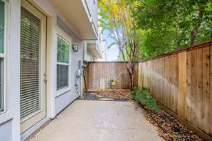 11005 Acorn Falls Dr, Houston, TX 77043 - Photo 21