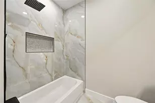1030 Reverend Bj Lewis Dr St, Houston, TX 77088 - Photo 23
