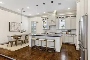 548 Allston St, Houston, TX 77007 - Photo 9