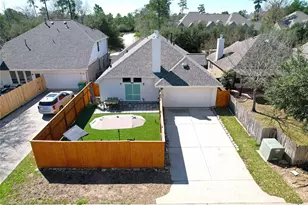 18 Avenswood Pl, The Woodlands, TX 77382 - Photo 25