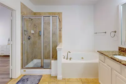 18 Avenswood Place, The Woodlands, TX 77382 - Photo 9