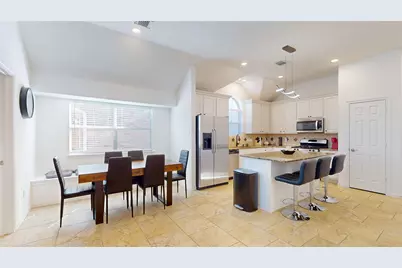 18 Avenswood Place, The Woodlands, TX 77382 - Photo 3