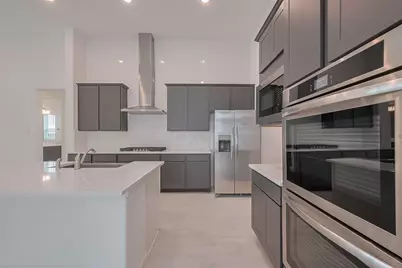 2825 Golden Isle Drive, Texas City, TX 77568 - Photo 17