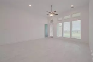 2825 Golden Isle Dr, Texas City, TX 77568 - Photo 21