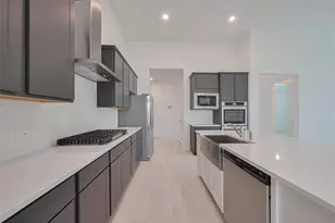 2825 Golden Isle Dr, Texas City, TX 77568 - Photo 15