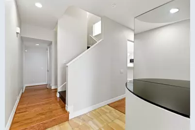 4004 Montrose Boulevard #43, Houston, TX 77006 - Photo 5