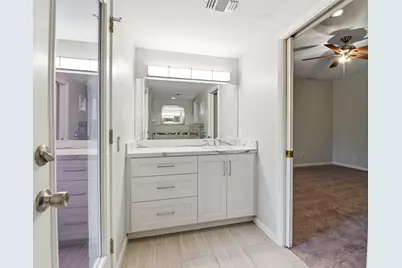 4004 Montrose Boulevard #43, Houston, TX 77006 - Photo 39
