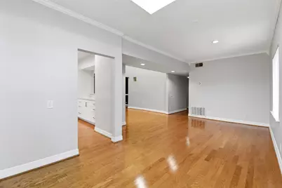 4004 Montrose Boulevard #43, Houston, TX 77006 - Photo 13