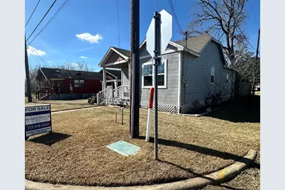 323 N Outlar Street, Wharton, TX 77488 - Photo 3