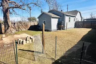 323 N Outlar St, Wharton, TX 77488 - Photo 39