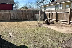 323 N Outlar St, Wharton, TX 77488 - Photo 35