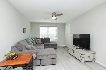 323 N Outlar Street, Wharton, TX 77488 - Photo 7