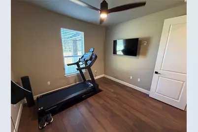 838 Oak Ridge Drive, Angleton, TX 77515 - Photo 29