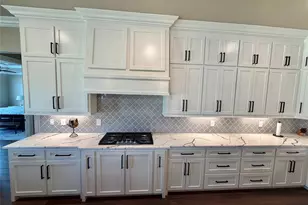 838 Oak Ridge Dr, Angleton, TX 77515 - Photo 19