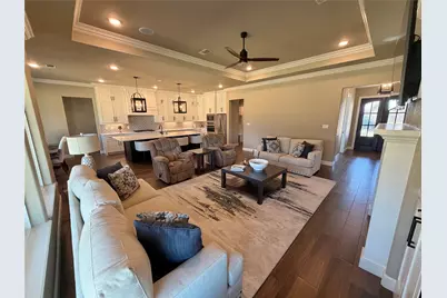 838 Oak Ridge Drive, Angleton, TX 77515 - Photo 31