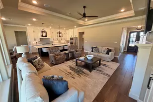 838 Oak Ridge Dr, Angleton, TX 77515 - Photo 31