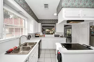 17 Winged Foot Dr, Conroe, TX 77304 - Photo 37