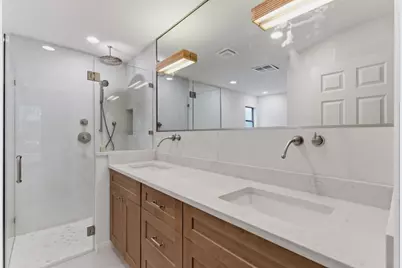 10909 Sweetspire Place, The Woodlands, TX 77380 - Photo 17