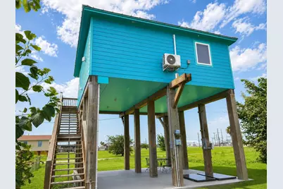 1021 N Sage Road, Crystal Beach, TX 77650 - Photo 11