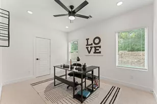 2704 Jensen Creek Ln, Houston, TX 77026 - Photo 19