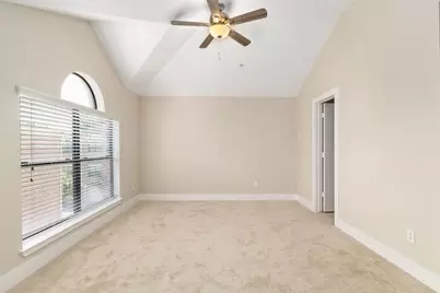 8715 Meadowcroft Drive #501, Houston, TX 77063 - Photo 23