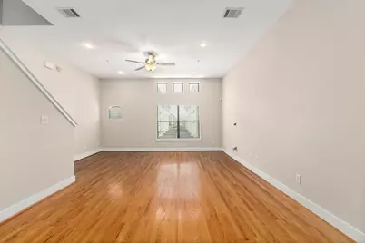 8715 Meadowcroft Drive #501, Houston, TX 77063 - Photo 9