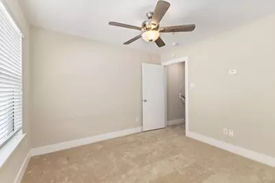 8715 Meadowcroft Drive #501, Houston, TX 77063 - Photo 21