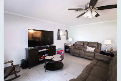 402 E Smith Street, Brazoria, TX 77422 - Photo 5