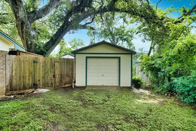 402 E Smith Street, Brazoria, TX 77422 - Photo 29