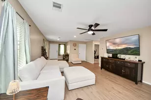 332 Riverwood Village Ln, Sealy, TX 77474 - Photo 11
