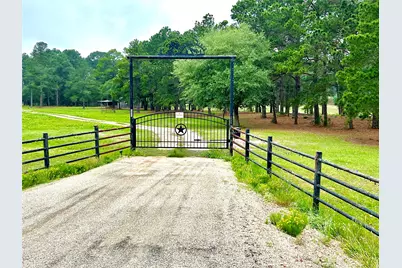 5455 N Us-77, La Grange, TX 78945 - Photo 17