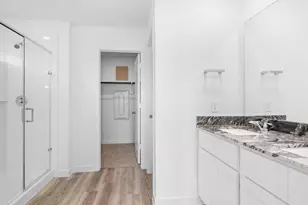 13 Robin Ct, Angleton, TX 77515 - Photo 19