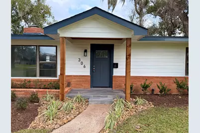 306 Oak Drive, Lake Jackson, TX 77566 - Photo 3