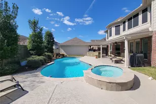 56 Amberstone Dr, Sugar Land, TX 77479 - Photo 47