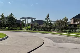 11915 Sanspereil Dr, Houston, TX 77047 - Photo 19