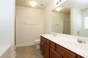 11915 Sanspereil Dr, Houston, TX 77047 - Photo 11