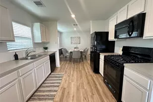 11079 N Lake Mist Ln, Willis, TX 77318 - Photo 11