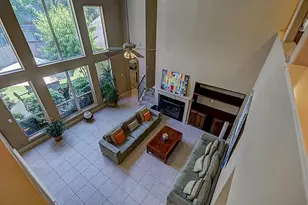 11114 Sherwood Garden Dr, Houston, TX 77043 - Photo 25