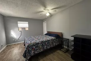 120 Shanklin Rd, Angleton, TX 77515 - Photo 31