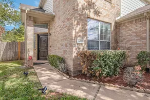 16418 Pademelon Dr, Sugar Land, TX 77498 - Photo 3