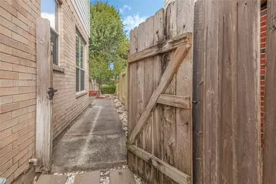 16418 Pademelon Drive, Sugar Land, TX 77498 - Photo 35