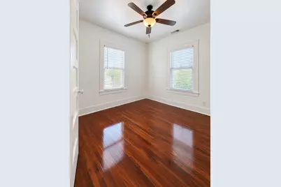4807 Avenue P 1/2, Galveston, TX 77551 - Photo 7