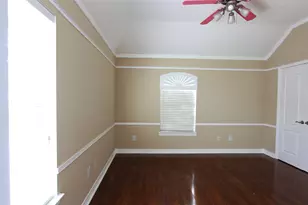 1410 Caine Hill Ct, League City, TX 77573 - Photo 13