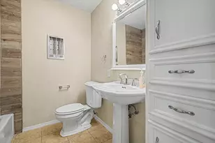 827 Pickney Ave, Port Bolivar, TX 77650 - Photo 25