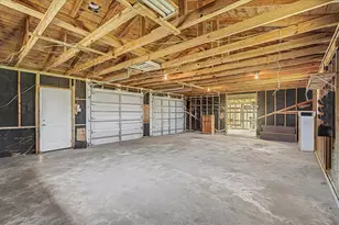 827 Pickney Ave, Port Bolivar, TX 77650 - Photo 39