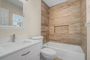 827 Pickney Ave, Port Bolivar, TX 77650 - Photo 21