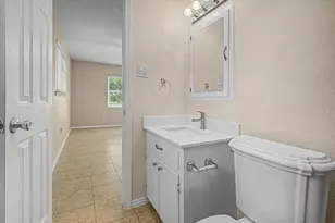 827 Pickney Ave, Port Bolivar, TX 77650 - Photo 23